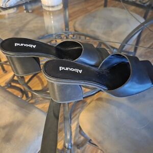 New Abound Black Women's Slide Sandals Size 7